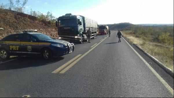 PRF flagra caminhões com 600 toneladas em excesso de peso.(Imagem:PRF)
