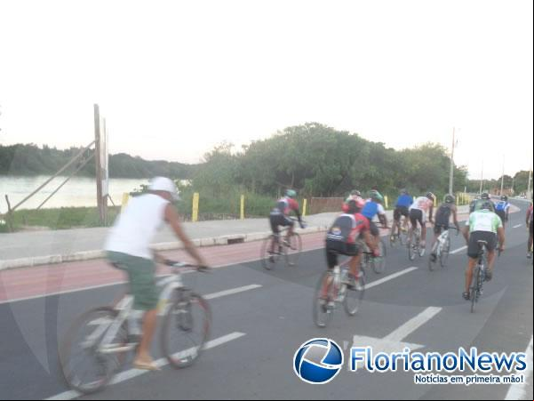 Associação Desportiva Corredores do Sertão realiza 2ª Corrida Ciclística de aniversário.(Imagem:FlorianoNews)