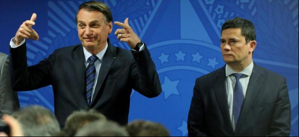 O presidente Jair Bolsonaro e o ministro da Justiça, Sergio Moro(Imagem:Imagem: Fátima meira/Futura Press /Estadão Conteúd)