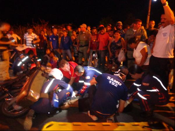 Motoqueiros ficam feridos em colisão na BR-230.(Imagem:FlorianoNews)