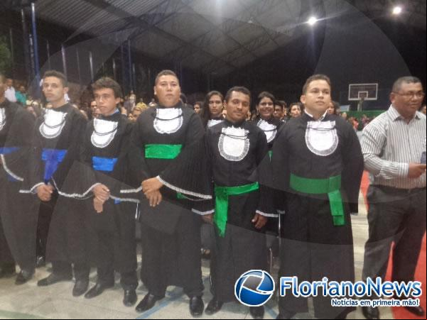 CEEP de Floriano forma oito turmas de cursos técnicos profissionalizantes.(Imagem:FlorianoNews)