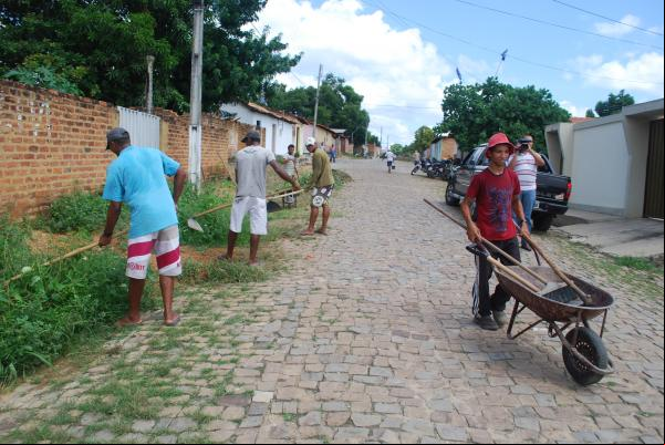 Prefeitura Municipal de Barão intensifica limpeza da cidade.(Imagem:Assessoria de Comunicação)