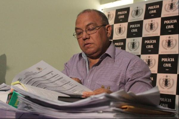 Segundo delegado Barêtta, suspeito confessou que alugou a arma de fogo.(Imagem:Andrê Nascimento/ G1 PI)