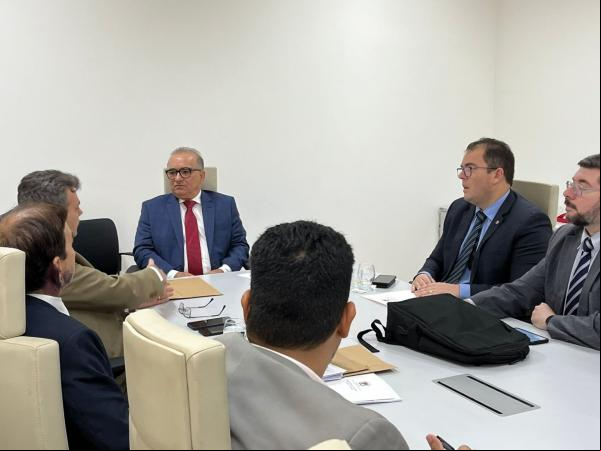 Reunião com o desembargador Aderson Nogueira.(Imagem:Divulgação/ TJ-PI)
