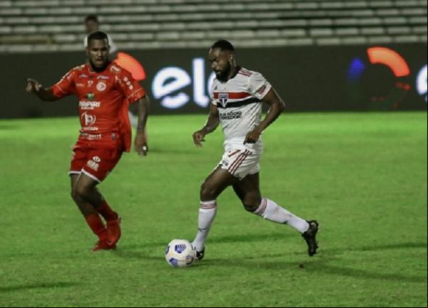 Diante do São Paulo, 4 de Julho busca vaga nas oitavas da Copa do Brasil.(Imagem:Roberta Aline)