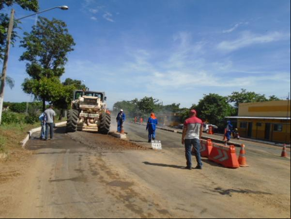 Empreiteira realiza recapeamento na BR-230 em Floriano.(Imagem:FlorianoNews)