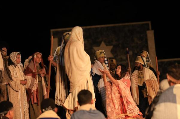 Público recorde: 15 mil pessoas assistem à Paixão de Cristo em Floriano(Imagem:Francisco Gondim/Grupo Escalet)