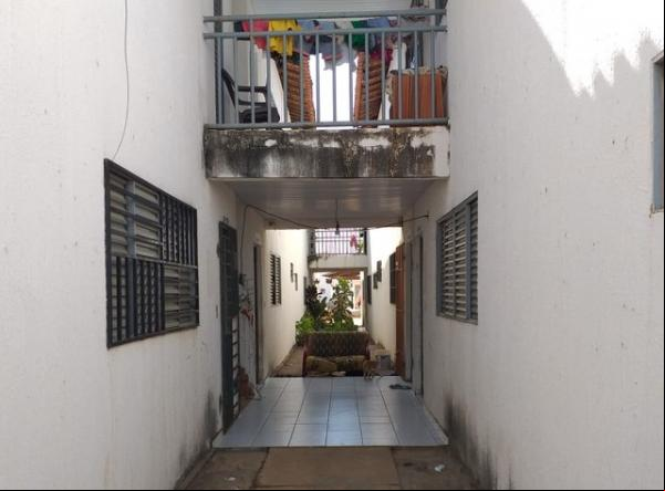Criança de 2 anos morre com tiro na cabeça enquanto brincava na porta de casa em Teresina.(Imagem:Francisco Lima/TV Clube)