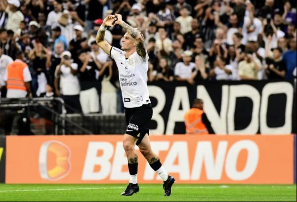 Corinthians x Botafogo-SP, comemoração do gol de Róger Guedes.(Imagem:Marcos Ribolli )