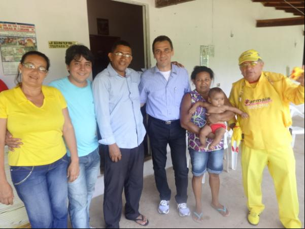 Prefeito Gilberto Júnior distribuiu cestas básicas nas comunidades rurais de Floriano.(Imagem:FlorianoNews)