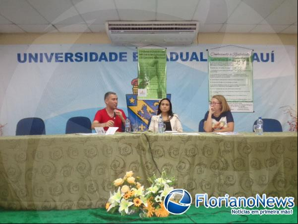 UESPI realiza 3º Encontro Interdisciplinar de debate sobre a drogadição em Floriano.(Imagem:FlorianoNews)