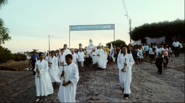 Procissão e missa campal encerram os festejos de Nossa Senhora de Nazaré.(Imagem:FlorianoNews)