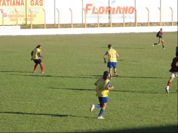 Futebol feminino(Imagem:Floriano News)