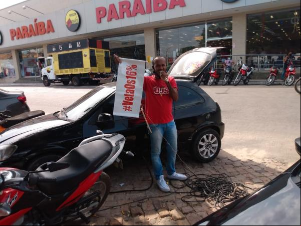 Manifestação é realizada contra o aumento da taxa de iluminação em Floriano(Imagem:FlorianoNews)