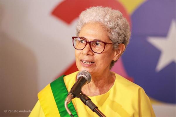 Governadora Regina Sousa (PT)(Imagem:Renato Andrade/florianonews.piauiconectado.com)