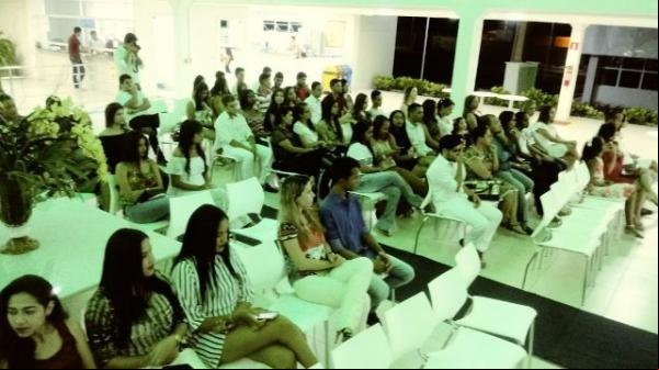 Apresentação musical marca abertura da XII Semana de Enfermagem da FAESF.(Imagem:FlorianoNews)