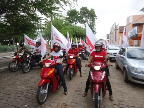 Óticas Diniz abre semana de aniversário com carreata pelas ruas de Floriano e Barão de Grajaú.(Imagem:FlorianoNews)