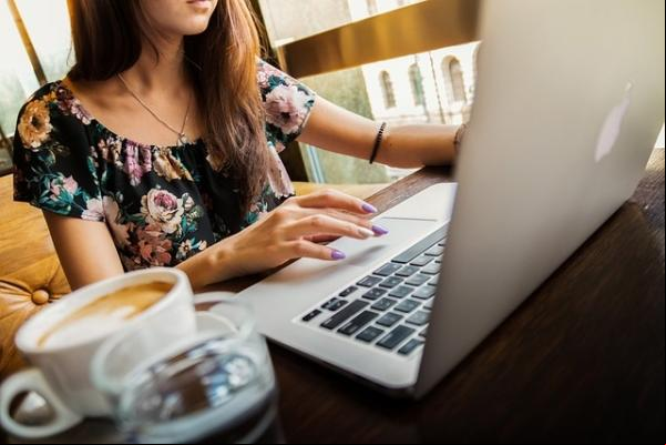 Mulheres ganham 12,6% a menos que homens no Piauí, aponta relatório.(Imagem:Pixabay/divulgação gratuita)
