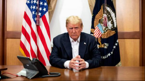 Trump comemora alta nas bolsas de NY e diz que Biden quer quadruplicar impostos(Imagem:Reprodução)