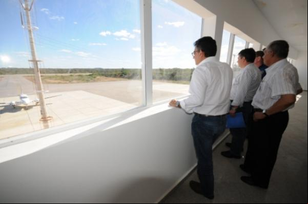 Técnicos da SAC visitam Aeroporto de São Raimundo Nonato.(Imagem:Francisco Gilásio)