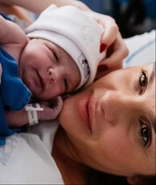 Bárbara Evans dá à luz Ayla.(Imagem:Instagram )
