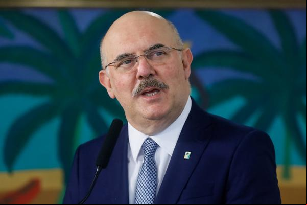 O pedido de demissão de Milton Ribeiro na segunda-feira (28) não elimina os obstáculos que o agora ex-ministro e o governo Bolsonaro terão de ultraar para superar o escândalo s(Imagem:Reprodução)