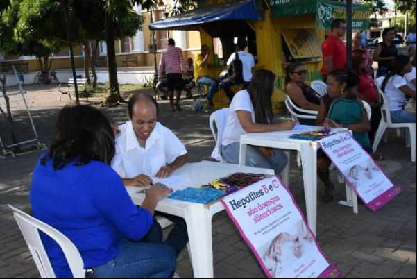 Dia Mundial de Luta Contra as Hepatites Virais é marcado por ações no centro de Floriano.(Imagem:Silvio Rui)