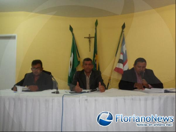 Sessão na Câmara de Barão de Grajaú discute Lei Orçamentária Anual.(Imagem:FlorianoNews)