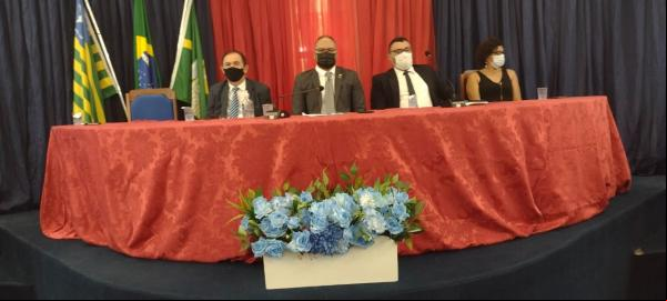 Advogados são homenageados em sessão solene na Câmara Municipal de Floriano(Imagem:FlorianoNews)