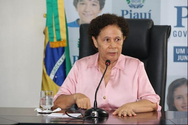 Regina Sousa(Imagem:YalaSena/florianonews.piauiconectado.com)