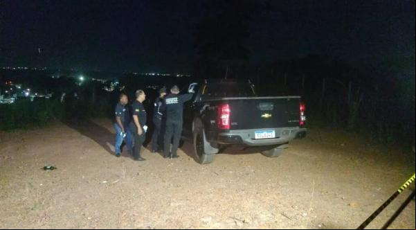 Corpo de homem é encontrado dentro de carro na Zona Leste de Teresina.(Imagem:Reprodução/Redes sociais )