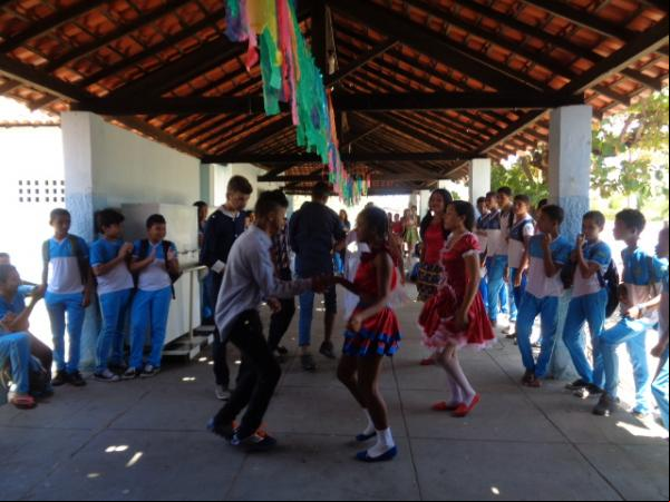 Lindolfo Uchoa comemora semana do folclore com apresentações culturais.(Imagem:FlorianoNews)