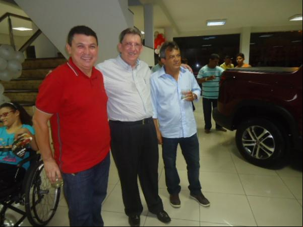 Fiat Santa Clara lança nova picape Toro em Floriano. (Imagem:FlorianoNews)