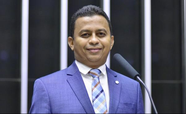 Dr. Francisco Costa expressa gratidão ao ser eleito presidente da Comissão de Saúde da Câmara dos Deputados(Imagem:Zeca Ribeiro - Câmara dos Deputados)