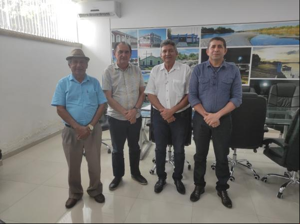 SICOMFLOR e empresários se reúnem com Prefeito de Floriano para anunciar novo empreendimento.(Imagem:Divulgação)