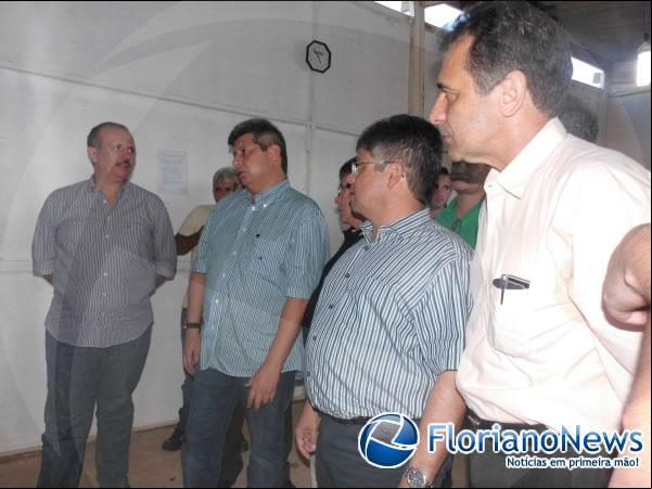 Governador Zé filho visitou obras do parque Beira-rio em Floriano.(Imagem:FlorianoNews)