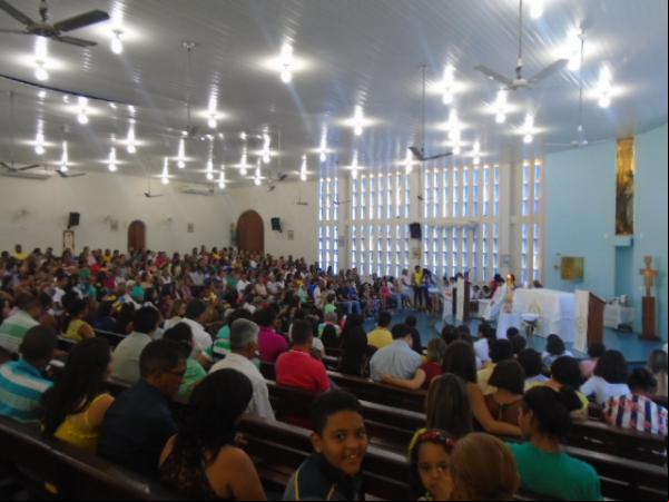 Missas das Mães na Igreja de Nossa Senhora das Graças.(Imagem:FlorianoNews)