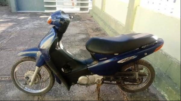PM de Floriano recupera motocicleta abandonada(Imagem:FlorianoNews)