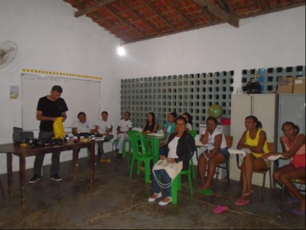 Curso sobre Agricultura Familiar é encerrado com prática de Apicultura.(Imagem:FlorianoNews)