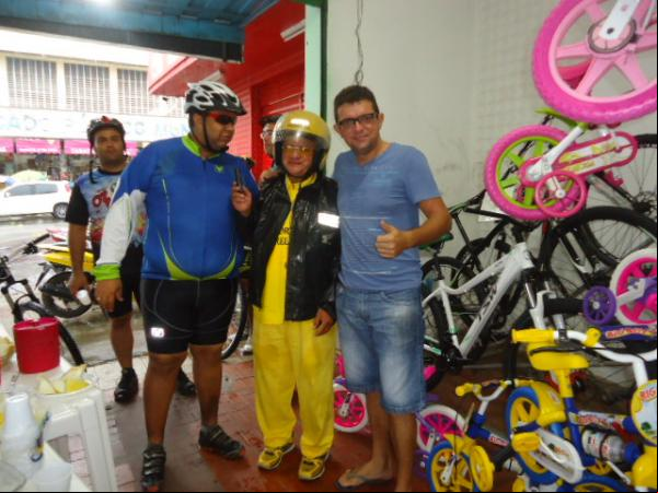 Integrantes do Floriano Bike Clube realizam eio para comemorar ano novo.(Imagem:FlorianoNews)