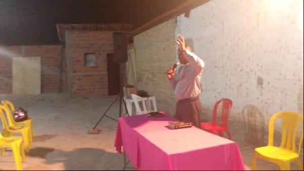 Moradores do bairro Tamboril participam de culto em ação de graças.(Imagem:FlorianoNews)