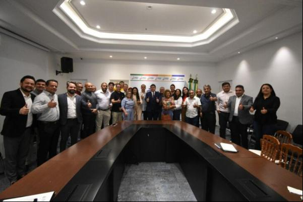 Reunião com lideranças de Elesbão Veloso.(Imagem:Francisco Gilásio)