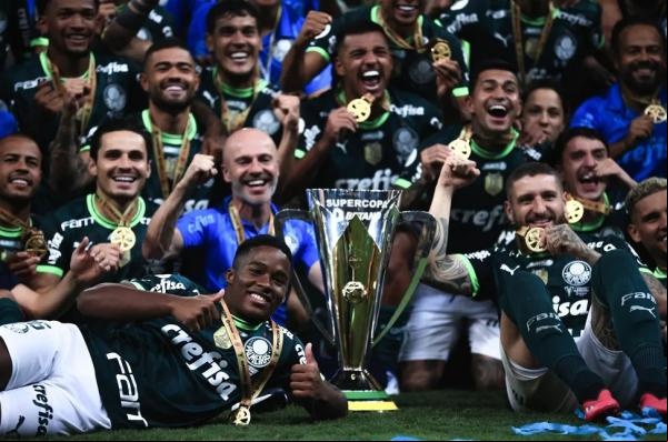Palmeiras campeão da Supercopa.(Imagem:Ettore Chiereguini/AGIF)
