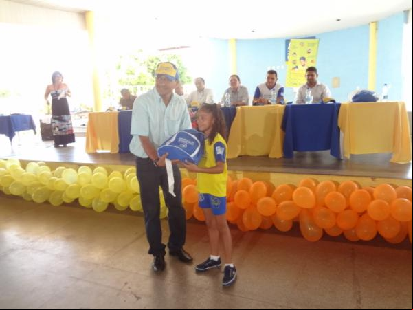 Programa AABB Comunidade realizou a entrega de Kits.(Imagem:FlorianoNews)