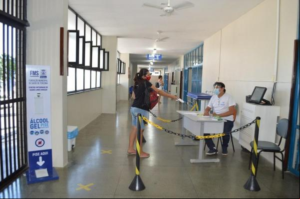 Um ambulatório instalado no Centro de Saúde Lineu Araújo, no Centro de Teresina, a a atender, a partir desta segunda-feira (23), pessoas que ficaram com sequelas da Covid-19. O(Imagem:Divulgação)