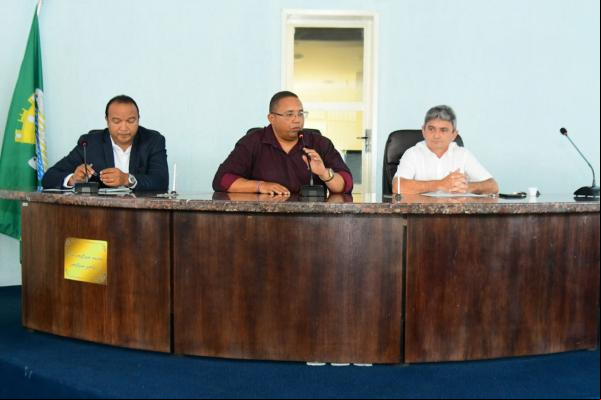 Vereadores de Floriano acompanham prestação de contas da gestão municipal (Imagem:Reprodução)