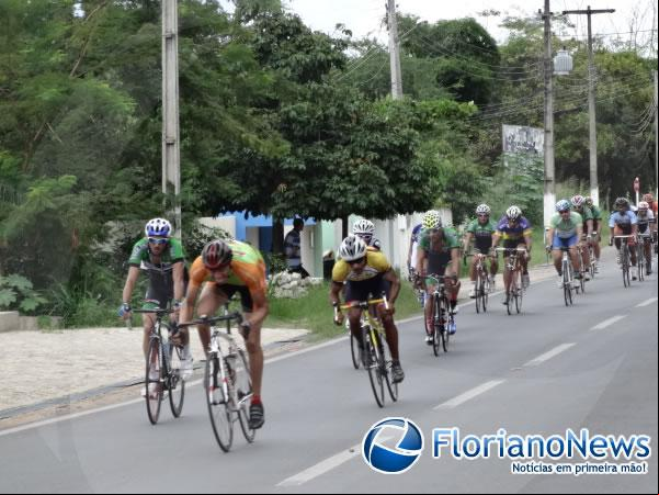 Realizada 1ª Corrida Ciclística da Associação Desportiva Corredores do Sertão em Floriano.(Imagem:FlorianoNews)