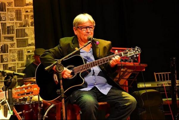José Paraguassú recebe título de Embaixador Cultural Mundial da Paz.(Imagem:Divulgação)