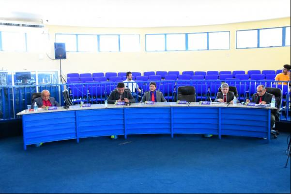 Encerrado o primeiro ciclo de sessões da Câmara de Floriano com assembleias em novo horário. (Imagem:CMF)