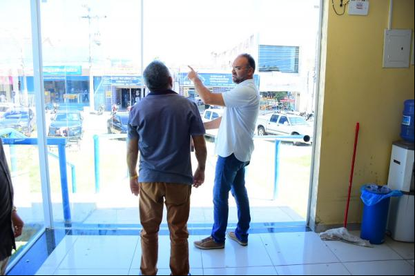 Sede do Poder Legislativo de Floriano está ando por modernização (Imagem:CMF)